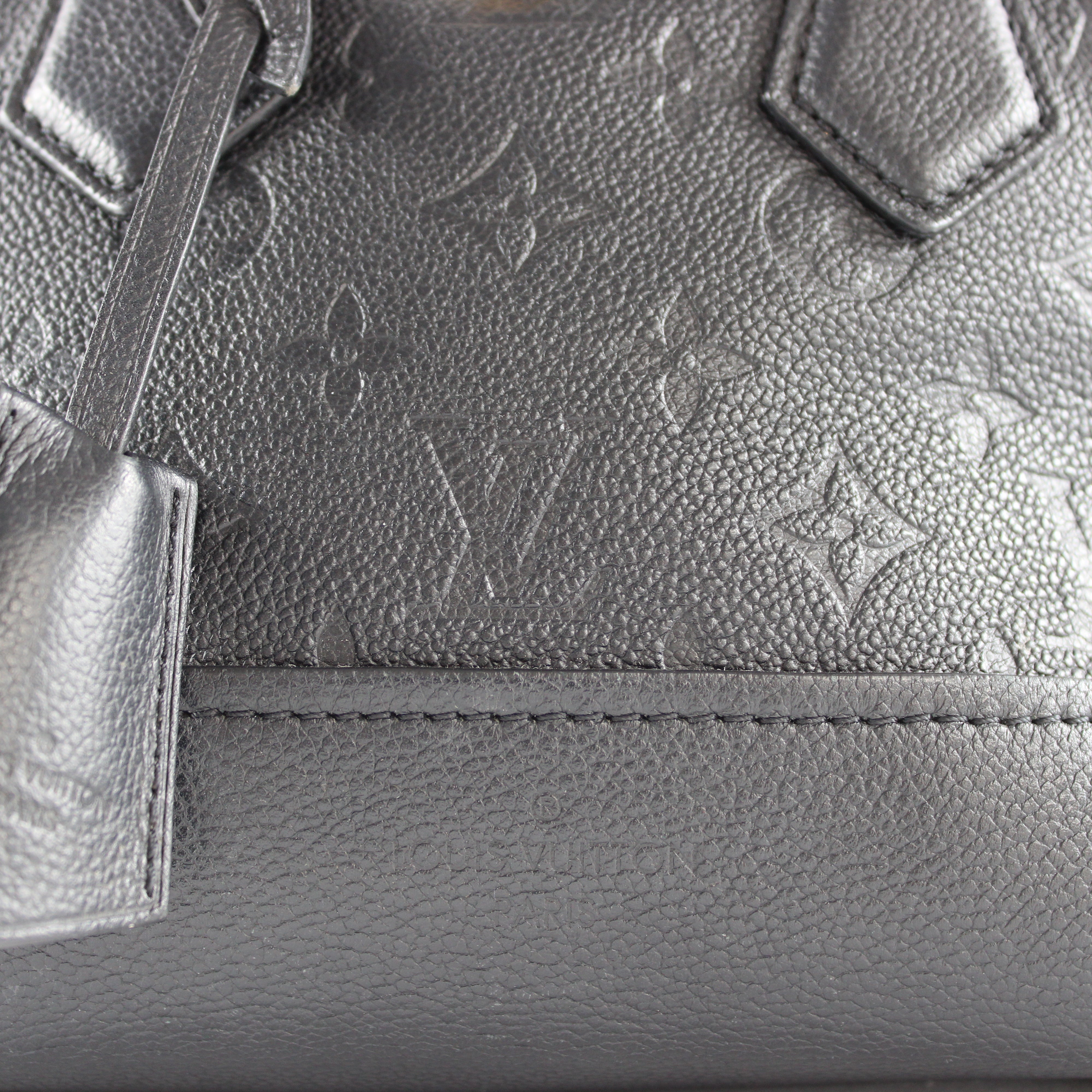 Louis Vuitton Black Néo Alma BB Bag
